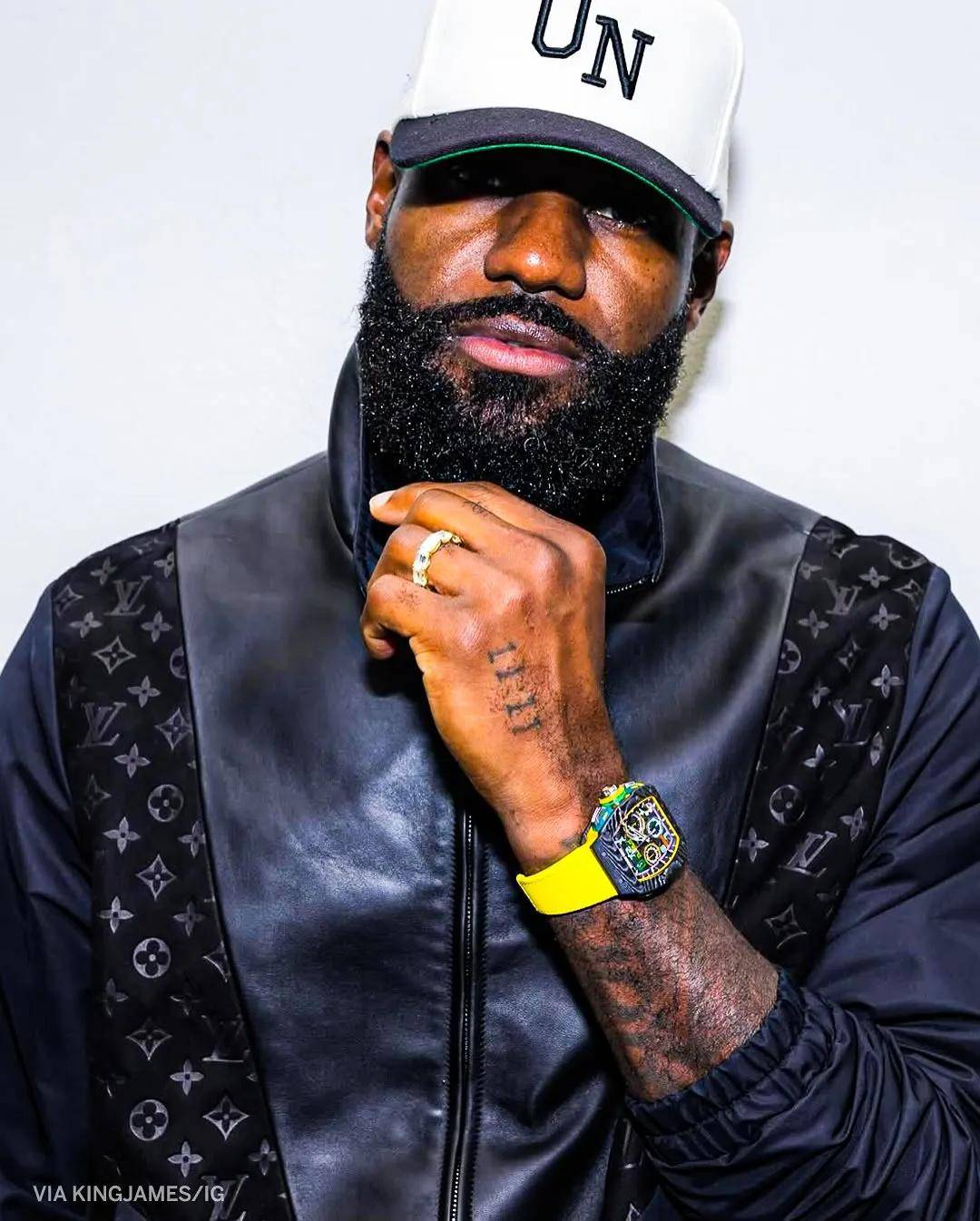 球员换取一, 湖人似乎并, 希望能够为