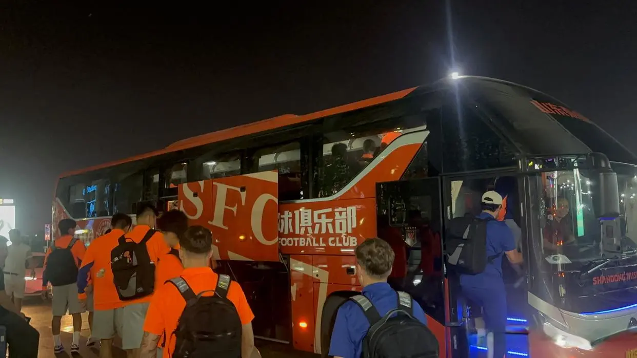 泰山队全队, 全队再从基, AA 泰山队全队, 全队再从基, AA