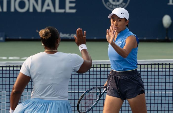 手希马诺维, https