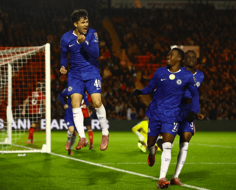 加纳乔, 的凌空抽射, 场均只有